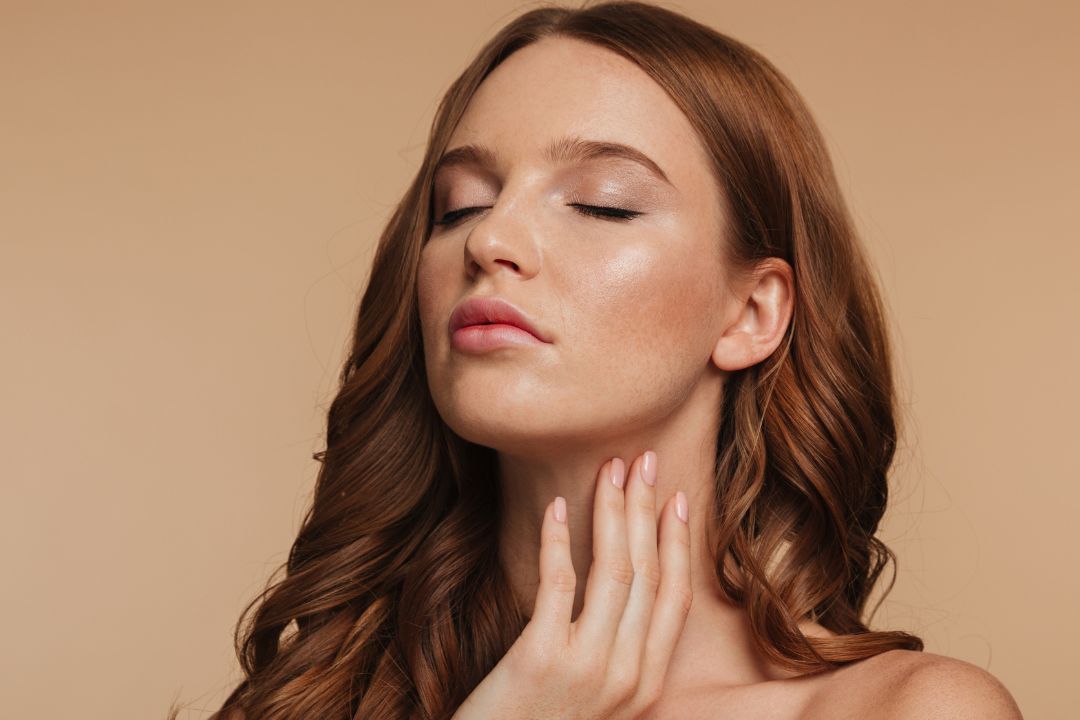 get clear skin | Featured image by Drobotdean on Freepik.