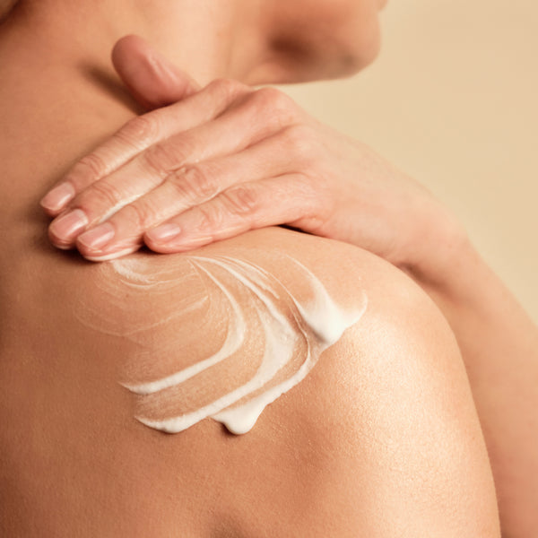 This Works Skin Deep Shimmer Serum 50ml
