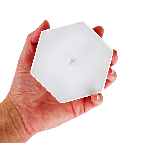 BON CHARGE Motion Sensor Night Light