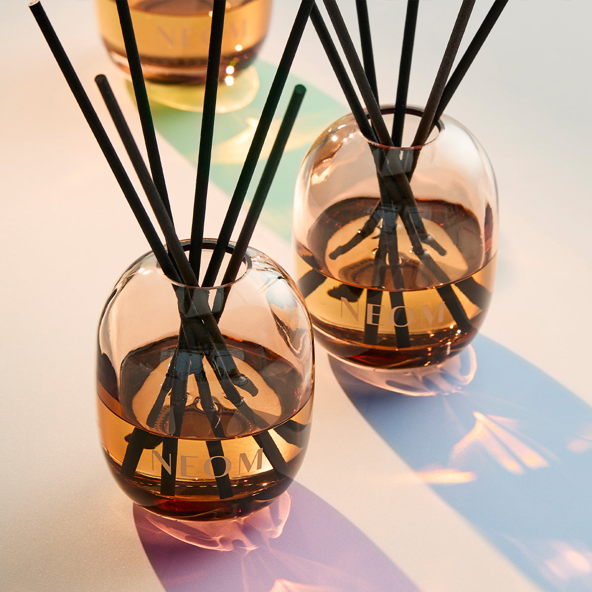 NEOM Happiness Reed Diffuser - Thumbnail 3